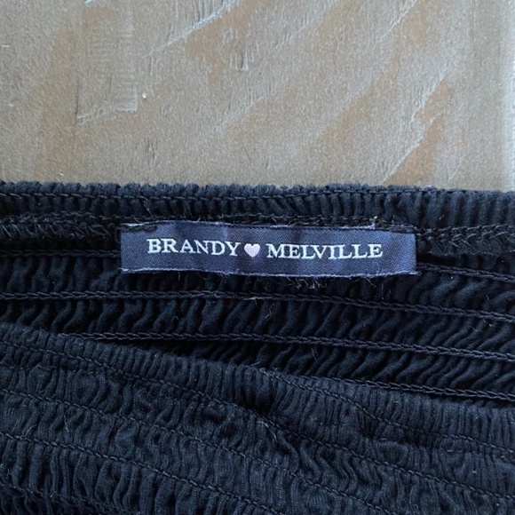Brandy Melville Black Off The Shoulder Top - Picture 3 of 4